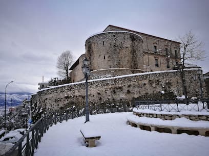 Castello Macchiaroli