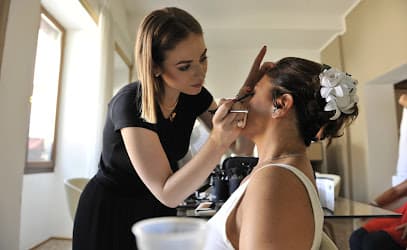 Giulia Papke Make Up Artist Hair Stylist