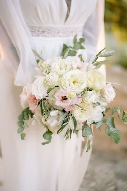 delivery flowers, event, wedding flowers
