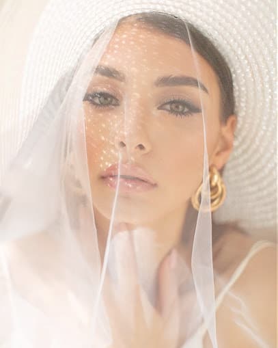 Makeup artist in Italy