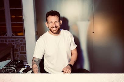 Francesco Martielli DJ WEDDING & PARTY