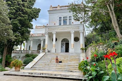 Villa Lysis
