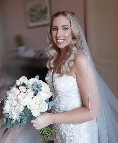 Tuscany Bridal Beauty - Adrienne Aereboe