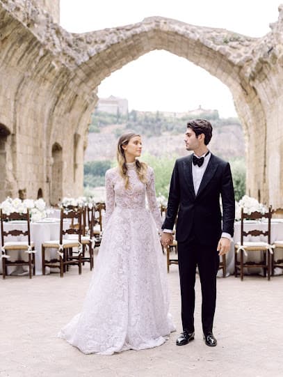 Camilla M. | Italy Wedding Photographer | Venice, Lake Como, Tuscany, Sicily, Amalfi Coast