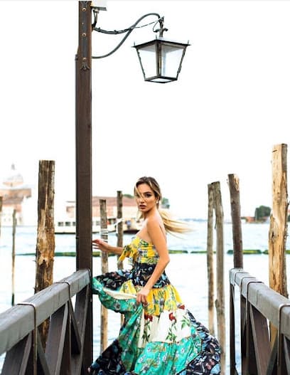 Hair and Makeup Venice Italy - Luigi Marchiori Venice Photoshoot Wedding and Elopement