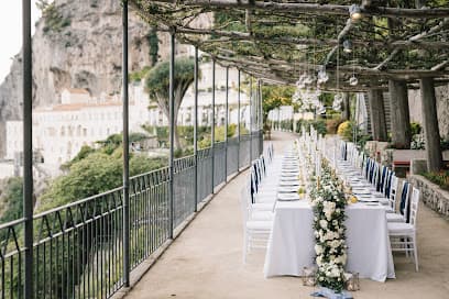 Mr and Mrs Wedding in Italy | Wedding & Event Planner