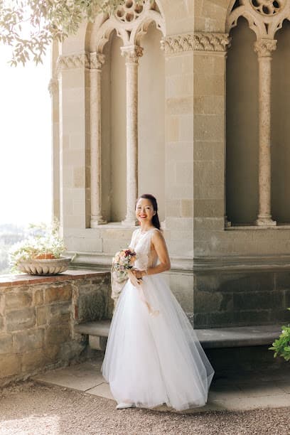 Fiona Wu Make-up Artist & Hairstylist