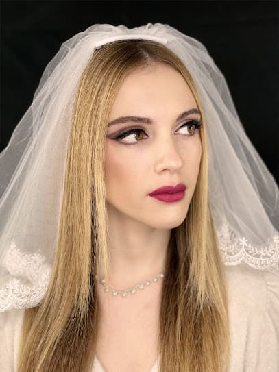 Eleonora Fullin Makeup Artist & Hairstylist Venice