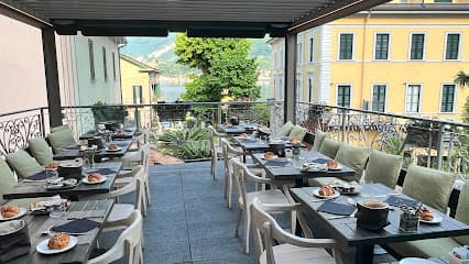 Seta Hotel, restaurant and cocktail bar