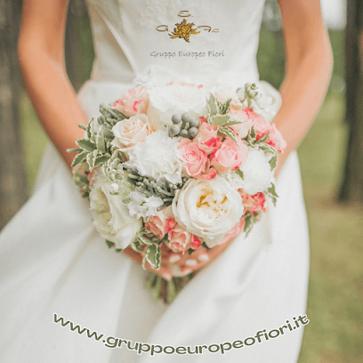 Gruppo Europeo Fiori-allestimento floreale Roma -Fiori per matrimonio Roma -fiori per funerali Roma -bouquet fiori roma