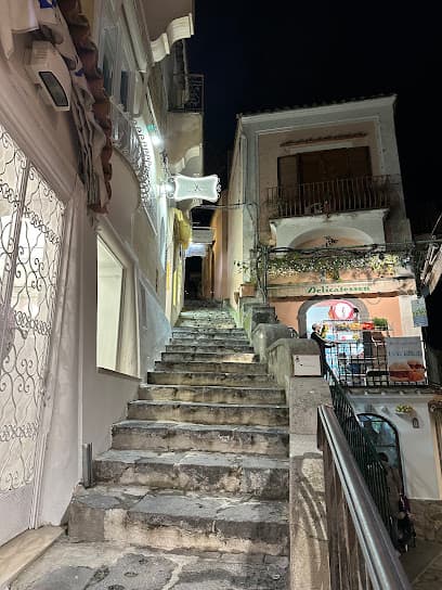Luisa e Flavia di Patrizia Della Mura