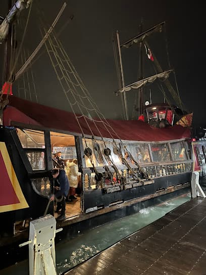 Galleon Dinner Cruise in Venice