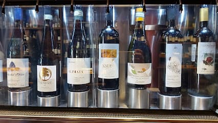 Le Tre Sorelle Wine Room