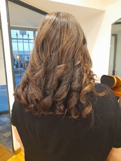 Paola Marconi Salon